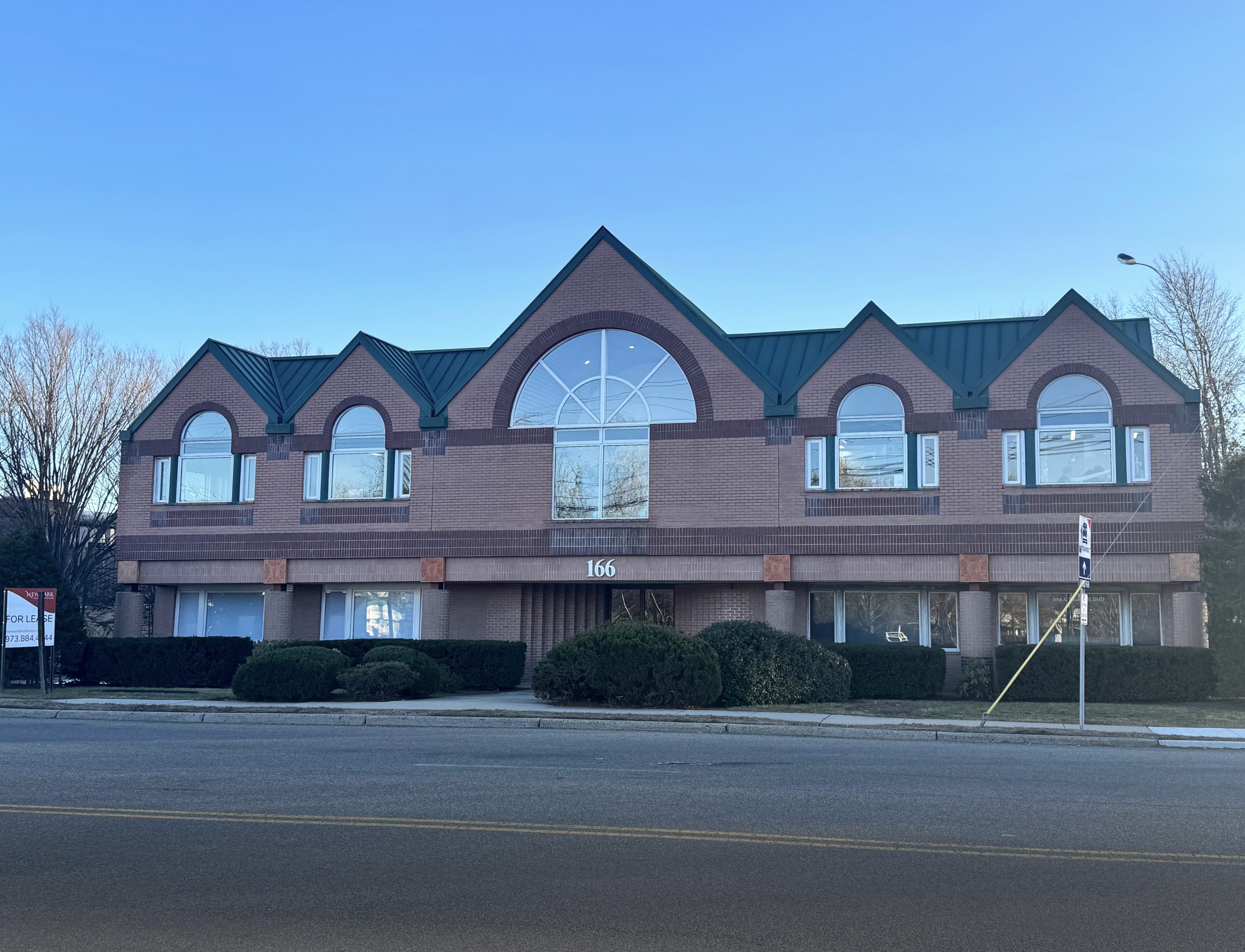 166 Main Street (1st Floor)